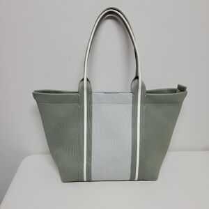 Rothy's THE ESSENTIAL Tote In Hillside Green Tote Bag.